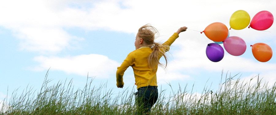 little-girl-with-balloon